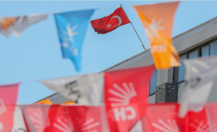 CHP'nin İzmir zaferi: 4 ilçe AK Parti'den alındı!