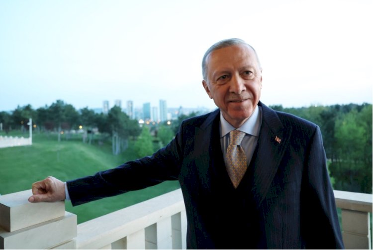 Sarayda bir başka Erdoğan: Hasan çaylar nerede kaldı?