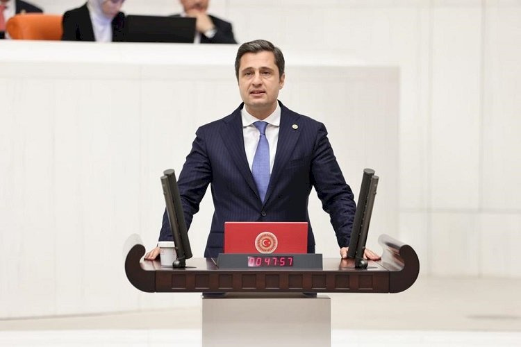 Deniz Yücel'den Aliağa'daki İtalyan Donanması Gemi Sökümüne İlişkin Soru Önergesi