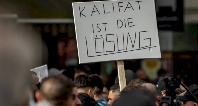 Almanya'da hilafet çağrısı yapılan gösteriye tepki