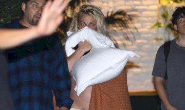 Sinir krizi geçiren Britney Spears, otelden battaniyeye sarılı halde çıkarıldı!