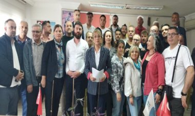 İYİ Parti İzmir'de İstifa Depremi!