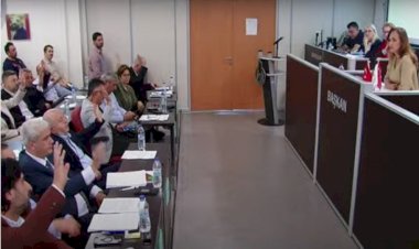 Karşıyaka Meclisi'nde Hilltown AVM için flaş karar; Kaçak yapılar yıkılıyor