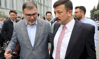 AK Parti İzmir Teşkilatı'nda Çift Başlılık Tartışması