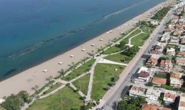 Dikili'de arıtma sorunu: 5 yıl sonra girilecek deniz kalmayacak