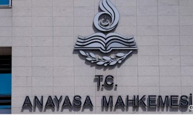 AYM, Cumhurbaşkanının Merkez Bankası Başkanını görevden alma yetkisini iptal etti