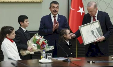 Sayın Cumhurbaşkanı Ukrayna’da unuttuğu benim çocuklarıma da hediye gönderecek mi?