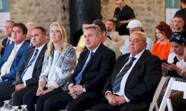 İzmir, Sağlık Turizminin Parlayan Yıldızı Olma Yolunda İlerliyor
