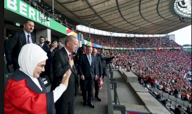 Cemal Enginyurt'tan Erdoğan'a Espirili Maç Uyarısı