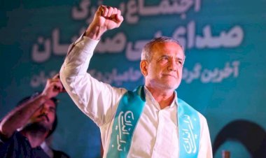 “Türk elçiyle Türkçe konuşmazsam başımı kessinler”