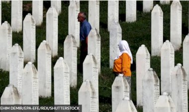 Srebrenitsa Soykırımını Uluslararası Anma Günü: Aileler sevdiklerini toprağa vermek için hâlâ bekliyor