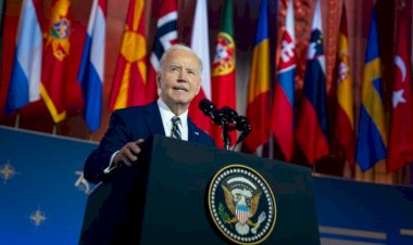 Biden'dan NATO Zirvesi'nin açılışında Ukrayna'ya güçlü savunma desteği sözü