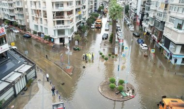 İzmir'i bekleyen tehlike, İzmir sular altında kalabilir!