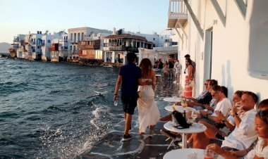 ‘Türk turistlerin Yunanistan’a akın etmesinin nedeni dövizin baskılanması’: TÜRSAB