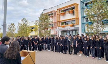 Fransız okullarına çocuğunu gönderen veliler, Türk öğrencilerin haklarının korunmasını talep ediyor