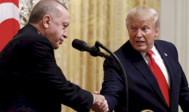Erdoğan, Trump'la telefonda görüştü: 'Suikast girişimi demokrasiye saldırı'
