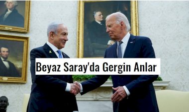 Beyaz Saray'da Gergin Anlar: "Bana Maval Okuma"