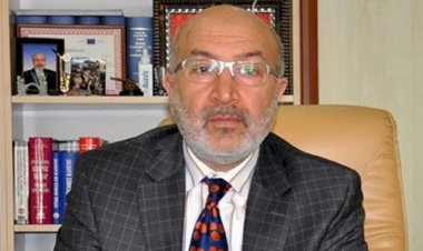 Selçuk Özdağ’dan Elazığ Müftülüğü’ne Tarihi Çağrı: "Camilerimiz Siyasete Alet Edilmemeli"