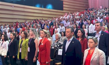 CHP Kadın Kolları 15. Olağan Kurultayı: "Adalet ve Eşitlik" Temasıyla Geleceğe Güçlü Adım