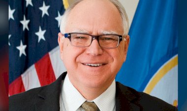 Tim Walz Kimdir? Detaylı Biyografi ve Siyasi Kariyer