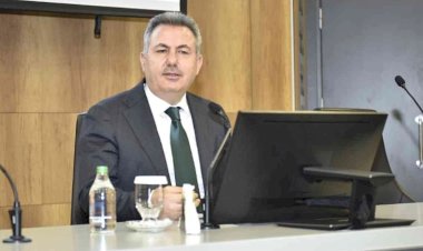İzmir'de Dijital Devrim: 11 Bin Bilgisayarla Eğitimde Büyük Atılım