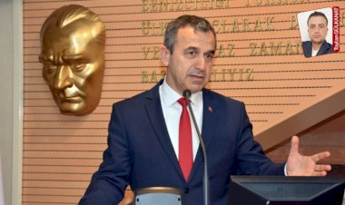 FETÖ’yü Öven Askerin Terfisi Tartışma Yarattı: Emekli Tuğgeneral Babüroğlu’ndan Sert Tepki: ‘Ordu Çökerse, Devlet Yıkılır’