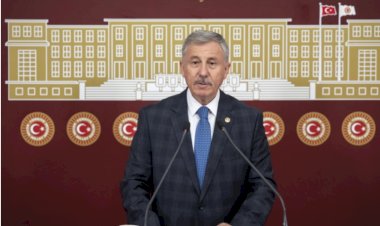 Selçuk Özdağ'dan TBMM'de Yaşanan Olaylara Sert Tepki