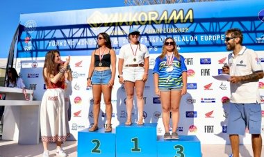 Çeşme'de Rüzgar Sörfünün Geleceği Parlıyor