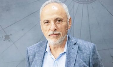 Tarık Çelenk: Türk Sağı Köylüdür, Sosyalleşemediler, Görgü Alamadılar