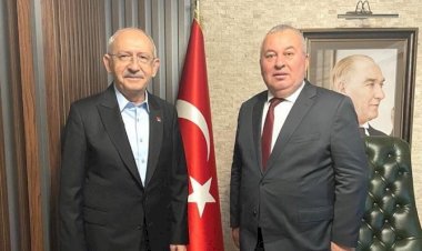 Siyasi Deprem Yaklaşıyor: Cemal Enginyurt ve Kılıçdaroğlu'nun Demokrat Parti Hamlesi