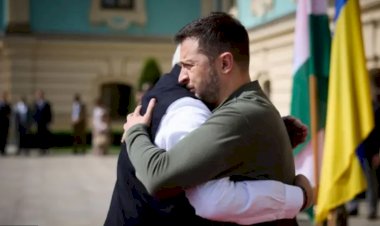 Zelenskiy: İkinci Barış Zirvesi İçin Türkiye Dahil Dört Ülke ile Müzakereler Sürüyor
