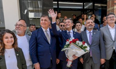 İzmir'in Körfez Sorunu: Halk Sağlığı ve Siyasi İhmaller