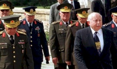 Erbakan'ın Mirası: "28 Şubat'ın Mimarı" İddiası ve Suat Kılıç'ın Tartışmalı Kitabı