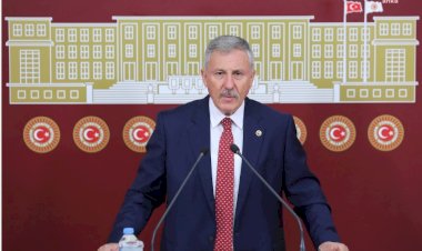 Selçuk Özdağ’dan Hükümete Sığınmacı Politikası Eleştirisi: Ülkemiz Yabancı Deposuna Dönüştü