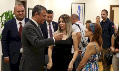 Dilruba Serbest Kaldı, CHP Liderleriyle Bir Araya Geldi:  Aramıza Hoş Geldin, Dilruba!