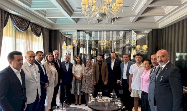 Binali Yıldırım, İzmir Şehit Aileleriyle Buluştu: Şehitlerimizin Emaneti Baş Tacımızdır