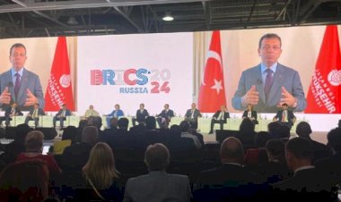 Moskova'da İmamoğlu Sürprizi: Ruslardan İBB Başkanına Yoğun İlgi