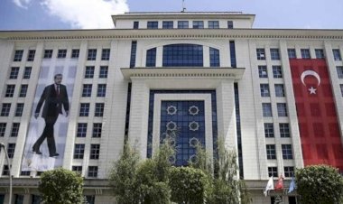 Ak Parti baskın seçim planı mı yapıyor?