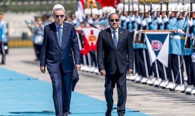 Türkiye-Mısır İlişkilerindeki Değişim: Erdoğan ve Sisi'nin Stratejik Hamleleri Dünya Siyasetini Nasıl Şekillendiriyor?