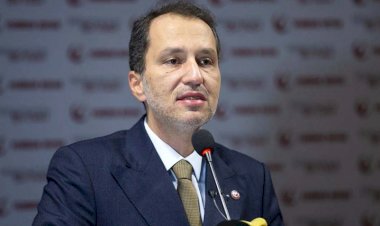 Erbakan’dan İktidara Sert Eleştiri: Titanik Batıyor!