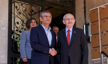 CHP Olağanüstü Tüzük Kurultayı Sonrası Özgür Özel'den Açıklama: Kılıçdaroğlu ile İletişim Kanalları Açık