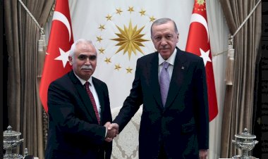 Cumhurbaşkanı Erdoğan, Anayasa Mahkemesi Başkanı Kadir Özkaya’yı Kabul Etti