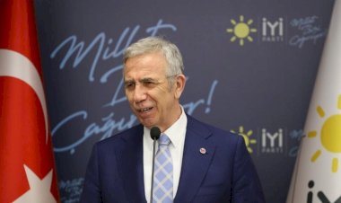 İYİ Parti’de İstifalar Sarsıntı Yaratıyor: Ümit Özlale Neden İstifa Etti ve Gelecek Ne Getirecek?