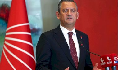 CHP Lideri Özel'den İzmir'de "Erken Seçim" Çağrısı: Seçimin Tarihini Bugünden Açıklayalım!