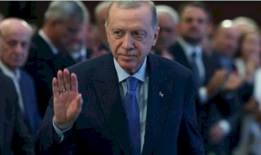 Erdoğan, Yeni Anayasa İçin Aradığı Desteği Saadet Partisi'nde Buldu