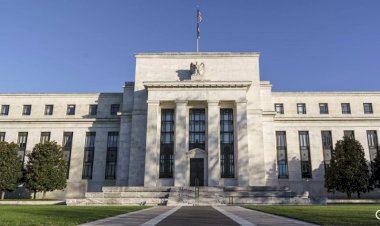 Fed'den 4 Yıl Sonra İlk Faiz İndirimi: Küresel Piyasalarda Dolar Zayıflıyor