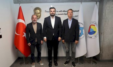 Ak Parti Milletvekili İnan Deniz Ticaret Odası İzmir Şubesi'ni Ziyaret Etti