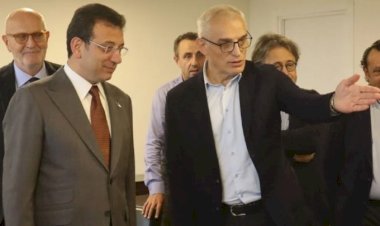 Ekrem İmamoğlu ve CHP’nin Merkez Arayışı: Gerçekçi Bir Bakış