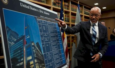 New York Belediye Başkanı Eric Adams’a Rüşvet Suçlaması: Türkiye'den Yasadışı Bağış İddiaları