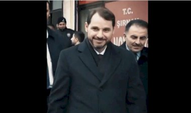 Berat Albayrak'ın Siyasete Dönüşü: Yeni Bir Başlangıç mı, Siyasi Dengeyi Değiştirecek Bir Hamle mi?